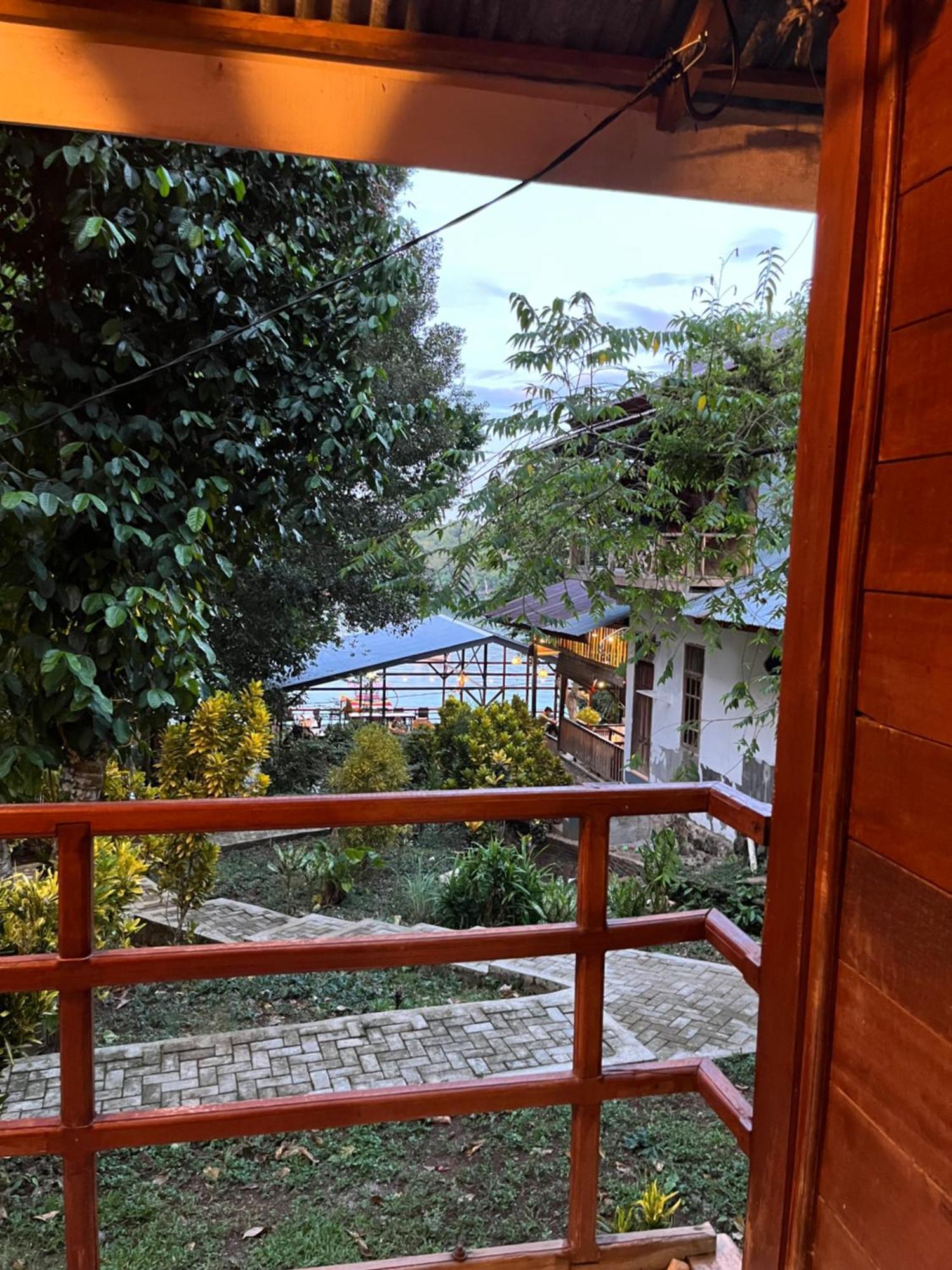 Olala Bungalows And Restaurant Sabang  Εξωτερικό φωτογραφία
