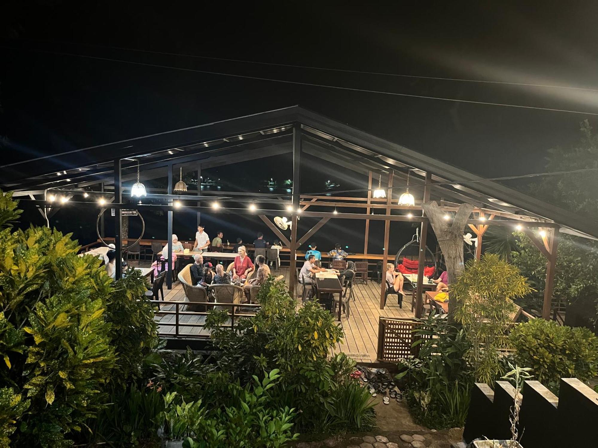 Olala Bungalows And Restaurant Sabang  Εξωτερικό φωτογραφία